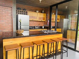 Luxury Holiday Home In Ibiraquera-SC