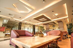 Hotel Rj - Managed by AHG