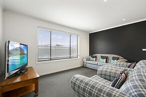 Ocean Bridge Lakes Entrance