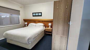 Ocean Bridge Lakes Entrance