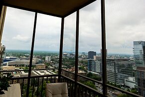 DTWN luxury condo 99 percent Walk score