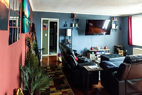 DTWN luxury condo 99 percent Walk score