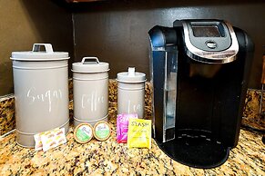 DTWN luxury condo 99 percent Walk score