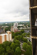 DTWN luxury condo 99 percent Walk score