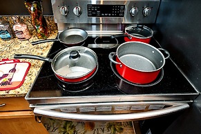 DTWN luxury condo 99 percent Walk score