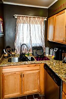 DTWN luxury condo 99 percent Walk score