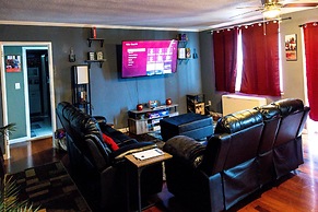 DTWN luxury condo 99 percent Walk score