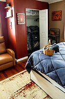 DTWN luxury condo 99 percent Walk score