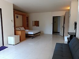 Grandview Condominia