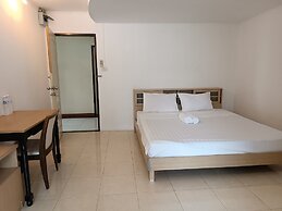 Grandview Condominia