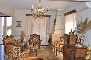 Anastasias House, Zipari