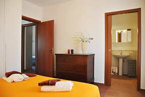 Red Roses Flat in a Semi-detached Villa