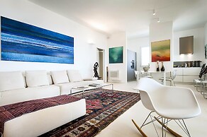 Villa Capo Passero is an Exclusive Villa With Swimming Pool