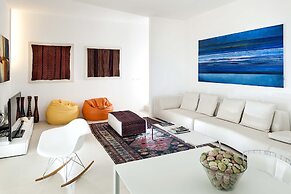 Villa Capo Passero is an Exclusive Villa With Swimming Pool