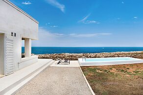 Villa Capo Passero is an Exclusive Villa With Swimming Pool