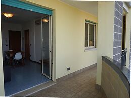 Apartment in Modern Residence With Swimming Pool - By Beahost Rentals