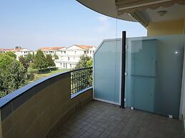 Apartment in Modern Residence With Swimming Pool - By Beahost Rentals