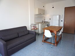 Apartment in Modern Residence With Swimming Pool - By Beahost Rentals