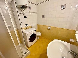 Apartment in Modern Residence With Swimming Pool - By Beahost Rentals