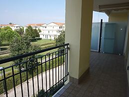 Apartment in Modern Residence With Swimming Pool - By Beahost Rentals