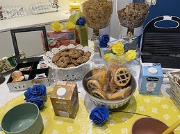 Apartment 200 m From Piazza del Plebiscito