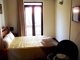 Fully Equipped Apart. 4 ppl Only 500m From Flic-en-flac Beach