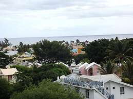 Fully Equipped Apart. 4 ppl Only 500m From Flic-en-flac Beach