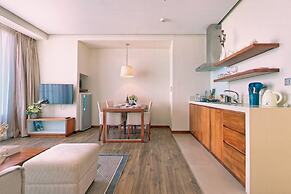 Stunning Beachfront 2bdr Condo Across My Khe Beach