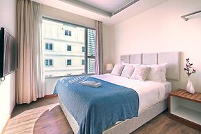 Stunning Beachfront 2bdr Condo Across My Khe Beach