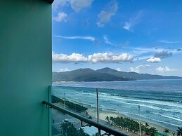 Stunning Beachfront 2bdr Condo Across My Khe Beach
