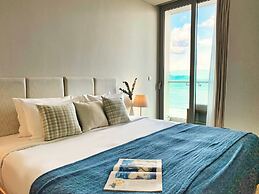 Stunning Beachfront 2bdr Condo Across My Khe Beach