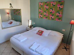 Bright Angelico Apartment in Florence - By Beahost Rentals