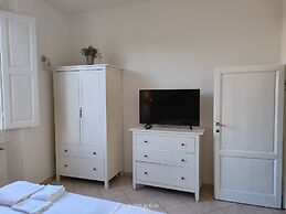 Bright Angelico Apartment in Florence - By Beahost Rentals