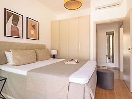 Sanders River Plaza Limassol Apartment