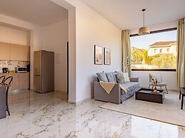 Sanders River Plaza Limassol Apartment