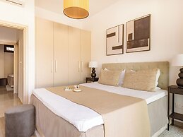 Sanders River Plaza Limassol Apartment