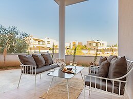 Sanders River Plaza Limassol Apartment