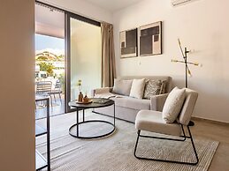 Sanders River Plaza Limassol Apartment