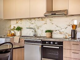 Sanders River Plaza Limassol Apartment