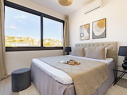 Sanders River Plaza Limassol Apartment