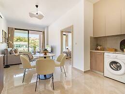 Sanders River Plaza Limassol Apartment