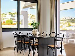 Sanders River Plaza Limassol Apartment