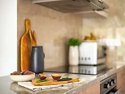 Sanders River Plaza Limassol Apartment