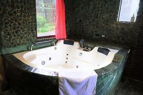 Room With Jacuzzi, Home Vacation Spa, Turkish Bath, Exfoliations