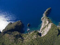 Cilento Apartment in Villa With sea Views