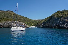 Cilento Apartment in Villa With sea Views