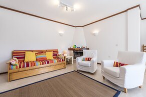 Fish House Flat With Pool