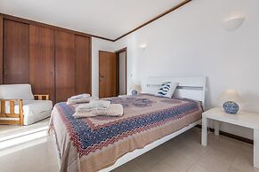 Fish House Flat With Pool