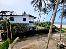 Beach Villa Yang Near Hikkaduwa, With Pool and Cook - Semi-detached Ho