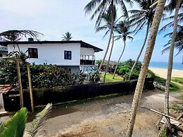 Beach Villa Yang Near Hikkaduwa, With Pool and Cook - Semi-detached Ho